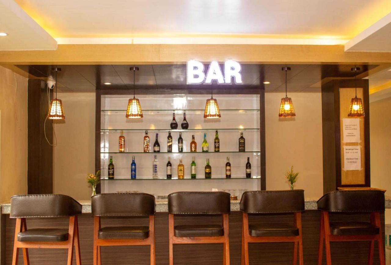 פוקהרה Hotel Silverline מראה חיצוני תמונה
